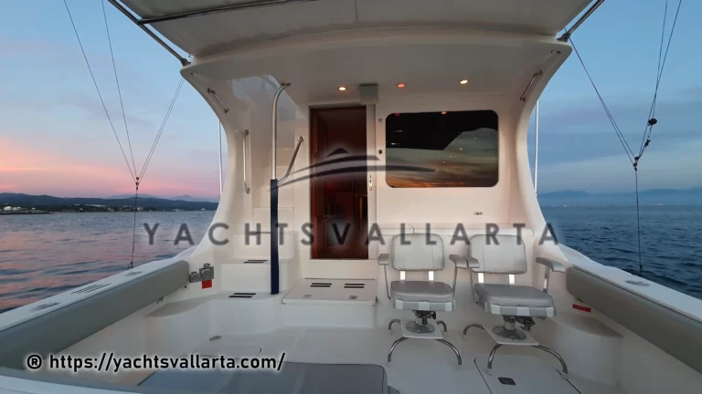 luhrs45_yacht_rental_puerto_vallarta (10)