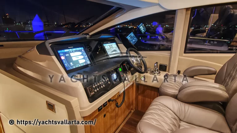searayl55fly2018_yacht_rental_puerto_vallarta (16)