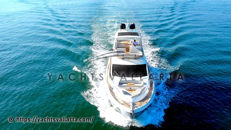 searayl55fly2018_yacht_rental_puerto_vallarta (25)