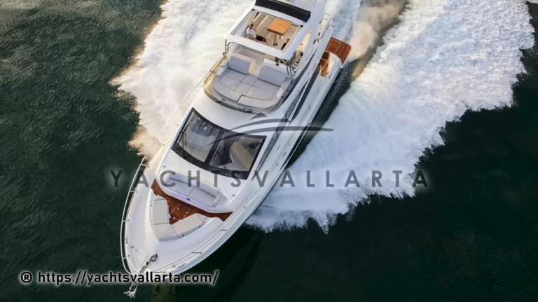 searayl55fly2018_yacht_rental_puerto_vallarta (27)