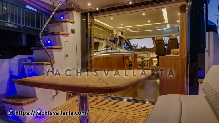 searayl55fly2018_yacht_rental_puerto_vallarta (8)
